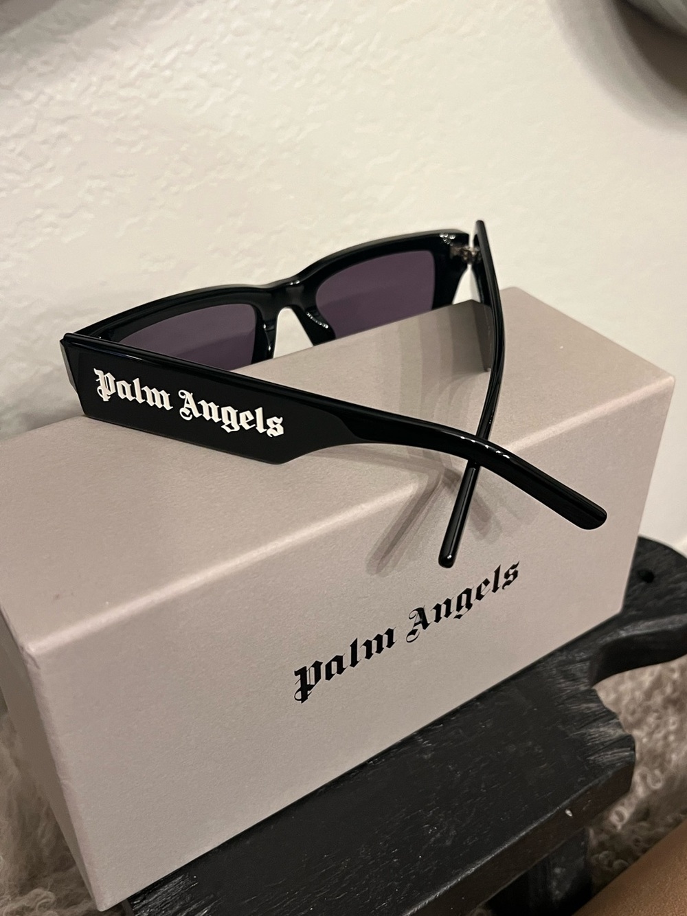 Palm Angels Black Rectangular Logo Sunglasses with White Script - Picture 3 of 7